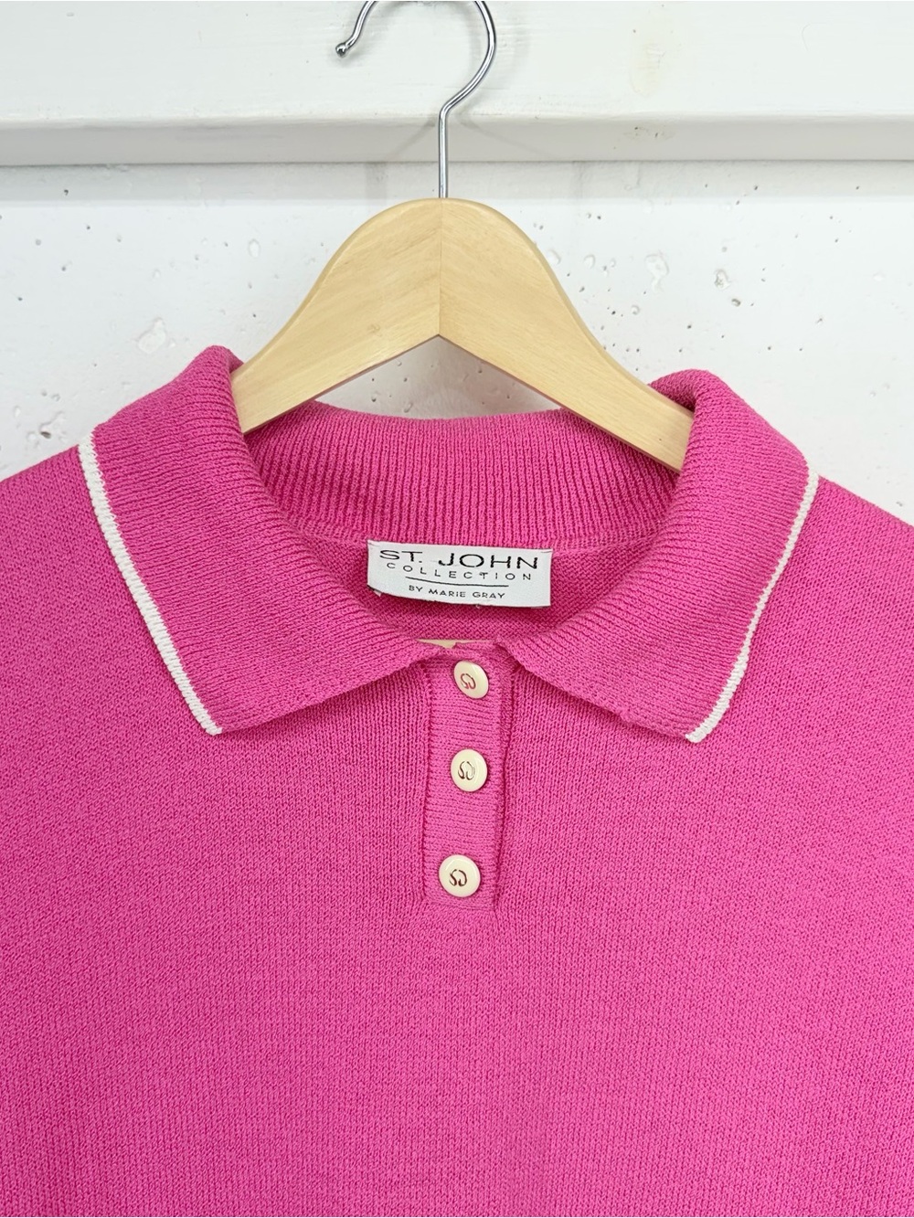 St. John Collection Women’s Size 12 Hot Pink Knit Dress Read - Picture 4 of 16
